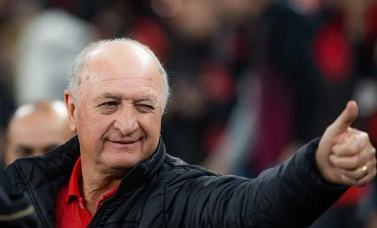 O narrador da Itatiaia, Mário Henrique ‘Caixa’, expressa preocupação com o mau humor demonstrado pelo