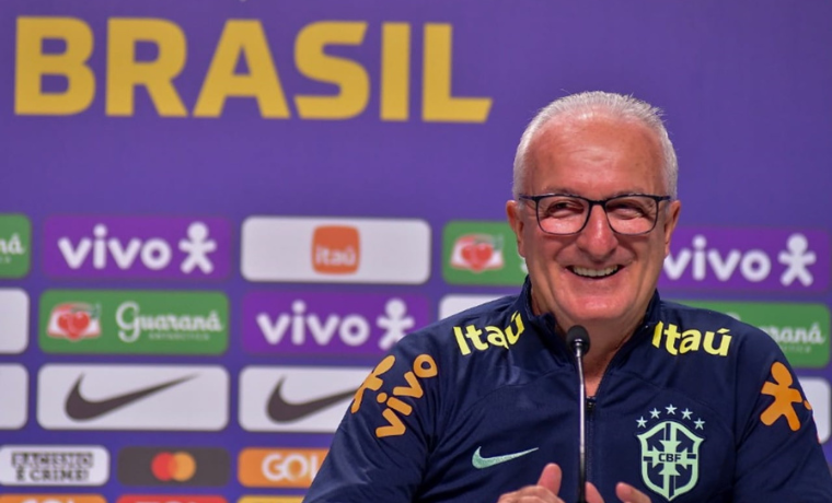 O técnico Dorival Júnior está prestes a divulgar a primeira lista de convocados da Seleção Brasileira para os