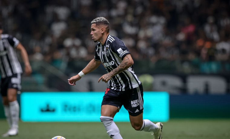 O atacante Paulinho, estrela do Atlético, enfrenta seu maior período sem marcar gols desde sua chegada ao