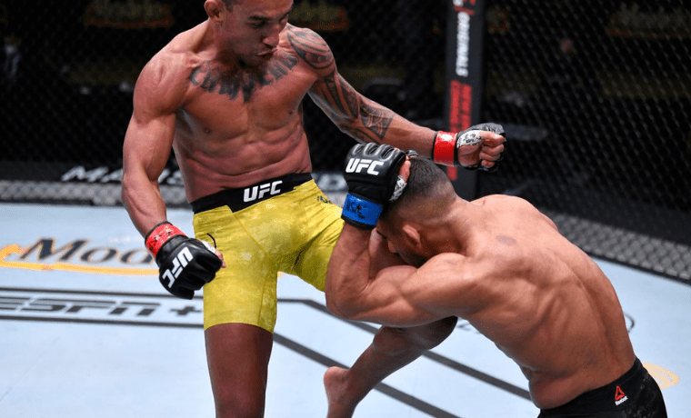 Raoni Barcelos protagonizou uma incrível vitória no UFC México ao derrotar Cristian Quiñonez por