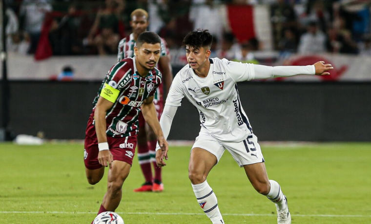 A Conmebol prepara uma estreia histórica para a Recopa: o anúncio ao vivo das decisões do VAR,