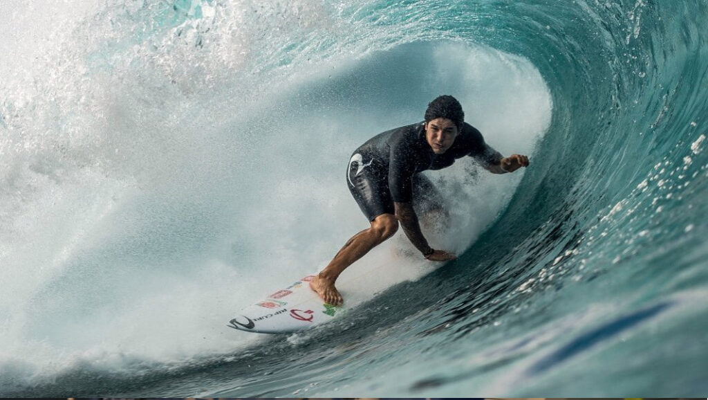 Brasileiros se preparam para World Surf League (WSL)