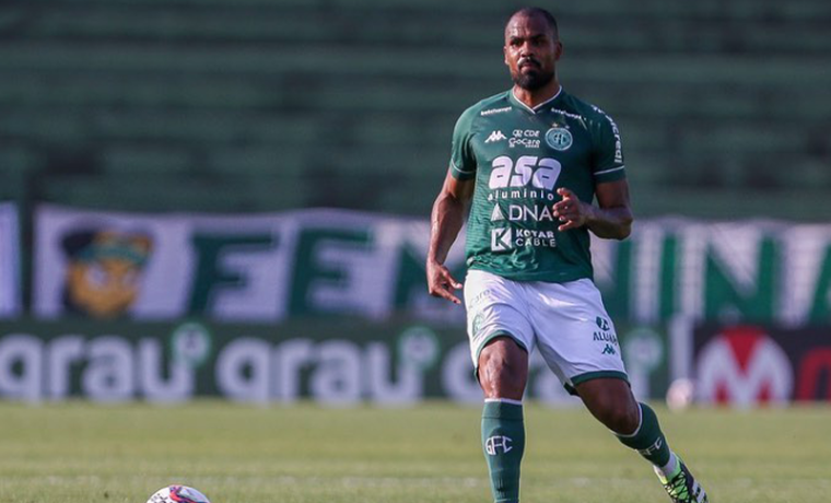 Com três jogos invictos, Thales Lira, formado nas categorias de base do Internacional, está deixando sua