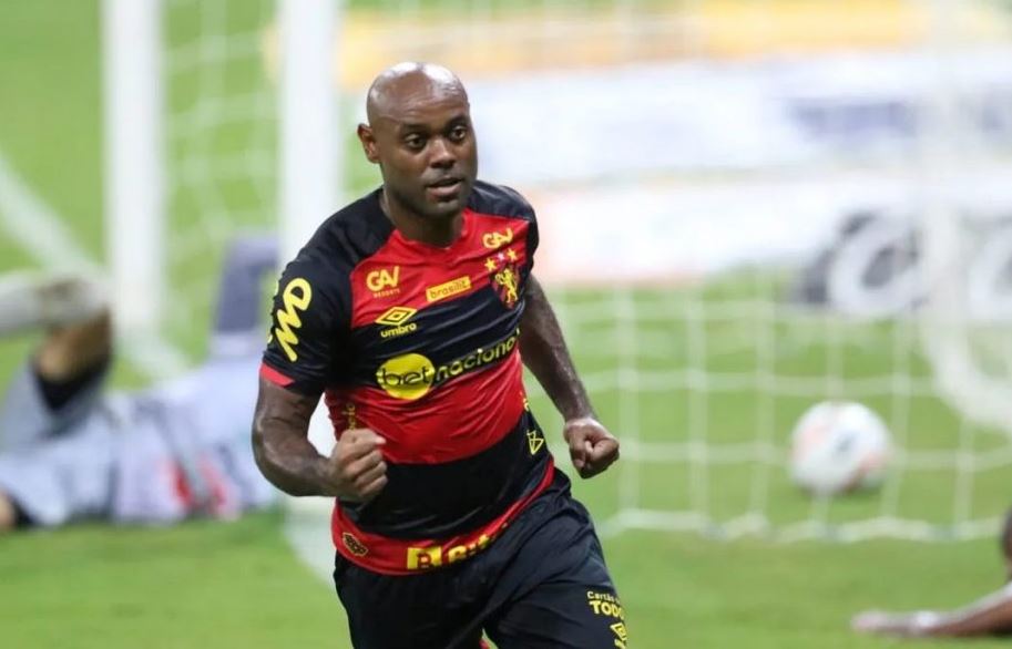 O experiente atacante Vagner Love, presente em quatro dos cinco jogos do Atlético