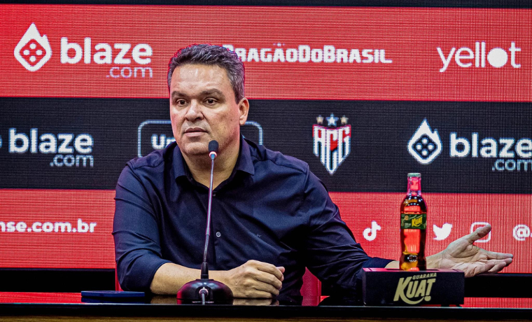 Na emocionante semifinal do Campeonato Goiano, o Atlético Goianiense garantiu uma vitória crucial sobre o Goiânia, virando