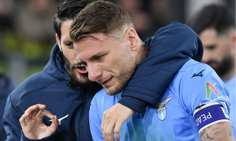Ídolo da Lazio, Ciro Immobile, é alvo de agressões junto com a família em Roma 1 CAPA PLACAR ESPORTIVO 17 4