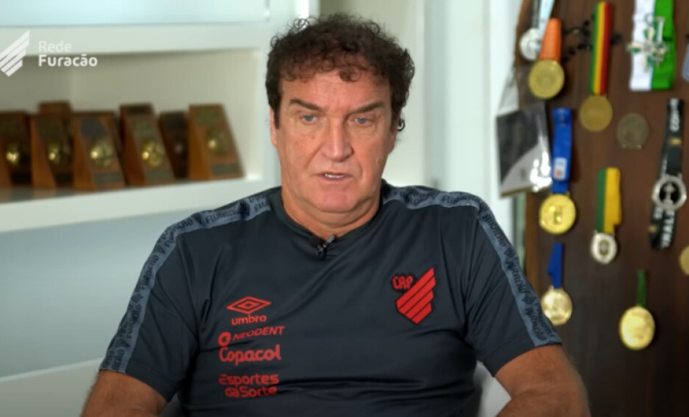 Em sua primeira entrevista como técnico do Athletico-PR, Cuca aborda não apenas suas expectativas para dirigir o clube do