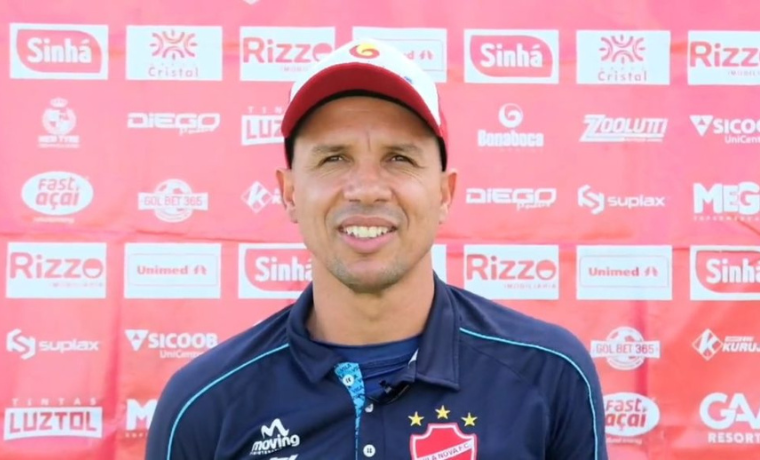 Frontini e Higo Analisam Desafios e Estratégias para a Partida Decisiva no Campeonato Goiano