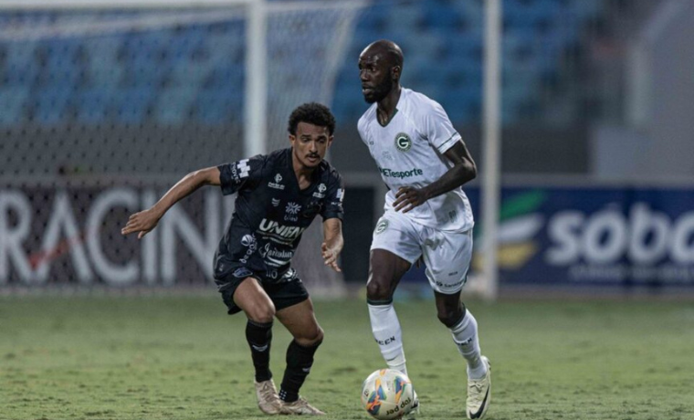 Goiânia e Goiás empatam em clássico sem gols no Olímpico pelas quartas de final do Goianão 1 O estádio Olímpico Pedro Ludovico Teixeira foi palco de um emocionante clássico entre Goiânia e Goiás, pela partida de ida das