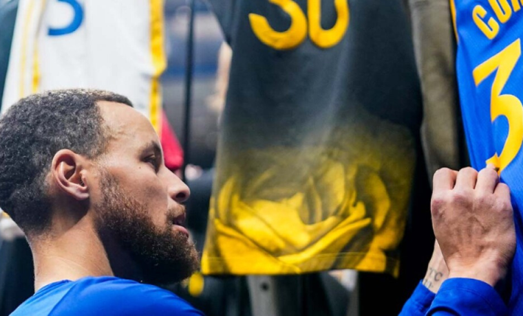 Prepare-se para uma batalha épica da NBA entre o Golden State Warriors e o Milwaukee Bucks nesta madrugada de quinta-