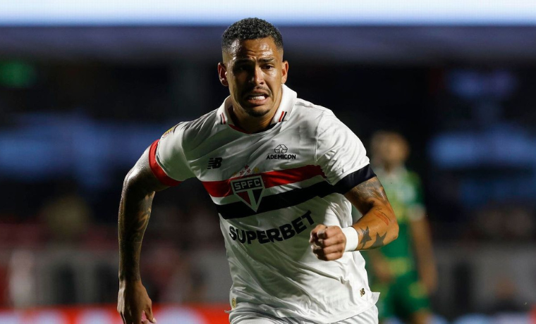 Marcos, Ídolo do Palmeiras, Opina sobre Empate com São Paulo: 'Erro de Arbitragem 1 O ex-goleiro e ídolo do Palmeiras, Marcos, não ficou em silêncio após o empate controverso entre São Paulo e Palmeiras no