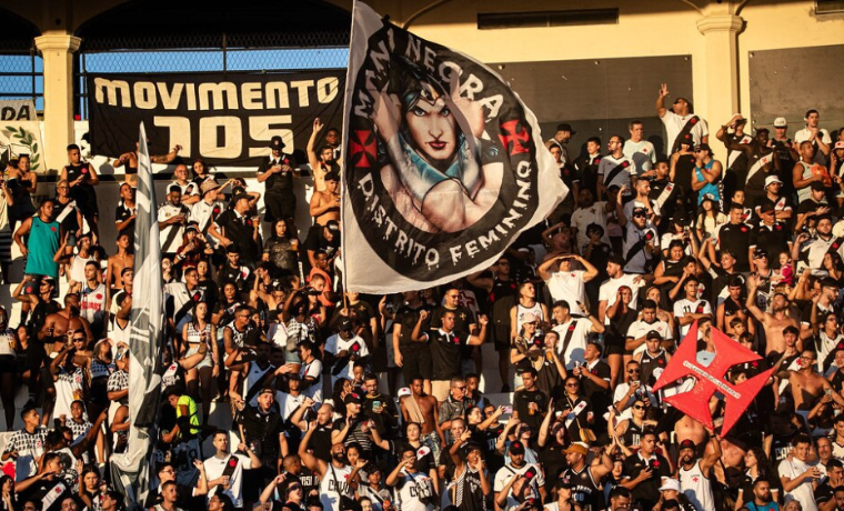 O Vasco conquistou uma vitória convincente de 4 a 0 sobre a Portuguesa-RJ, garantindo sua vaga nas semifinais do