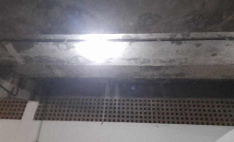 Após sua vitória sobre o Atlético Cajazeiras-PB, o Sousa-PB relatou um incidente perturbador: o vestiário da equipe foi atingido