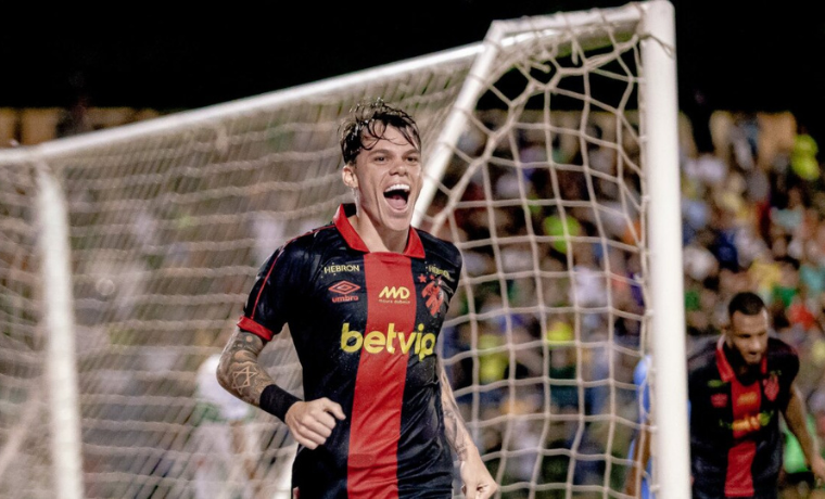 Chrystian Barletta marca dois gols na vitória rubro-negra por 2 a 1, destacando-se na 5ª rodada da Copa do Nordeste