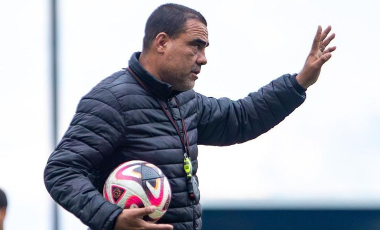 Leonardo González, técnico do Caracas, compartilha sua perspectiva sobre o sorteio da Copa Libertadores, expressando