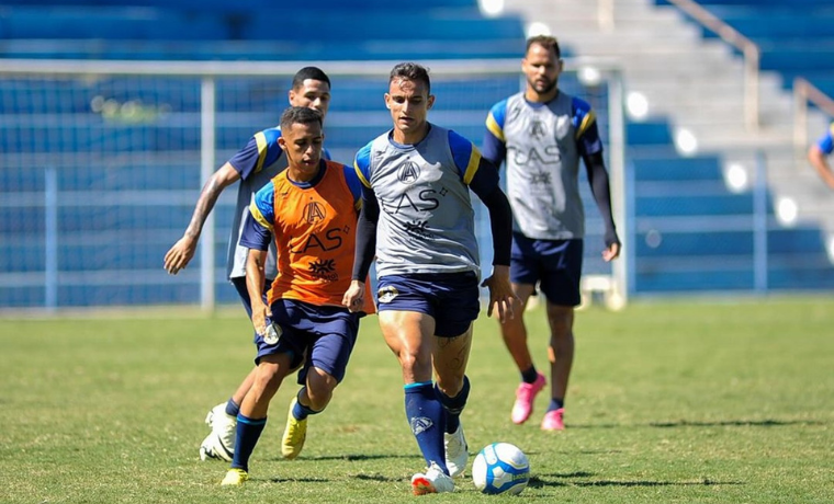 Aparecidense busca segunda vitória na Série C em duelo contra Ferroviário no Ceará 1 Aparecidense e Ferroviário se preparam para um confronto emocionante na segunda rodada do