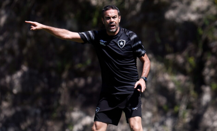 O Botafogo, conhecido como Glorioso por sua história rica e tradição no futebol brasileiro, avança para uma fase crucial na