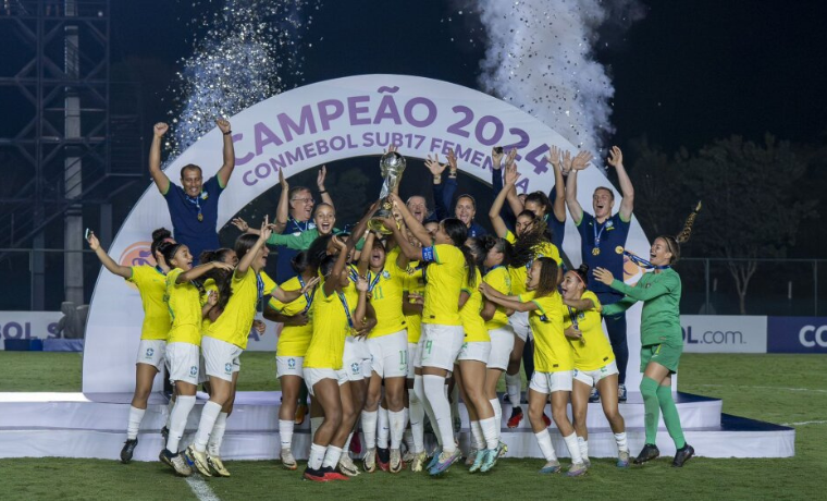 Brasil Domina e Conquista Pentacampeonato no Sul-Americano Feminino Sub-17 1 A Seleção Brasileira Feminina de Futebol alcançou uma vitória expressiva no último domingo (31), consagrando-se
