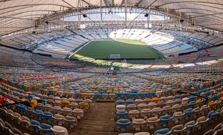Flamengo x Botafogo: Escalações Definidas para o Clássico no Brasileirão 1 Flamengo e Botafogo entram em campo neste domingo (28), às 11h (horário de Brasília), no Estádio do Maracanã, em um