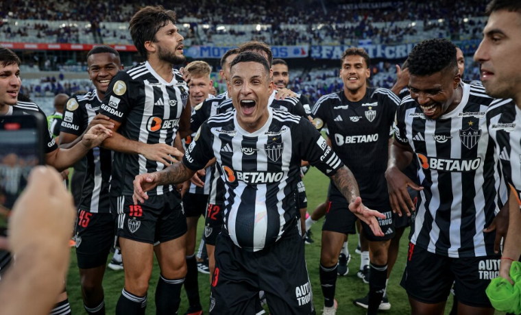 Saiba como o lateral Guilherme Arana, do Atlético, lidou com um imprevisto inusitado após a vitória no Campeonato Mineiro