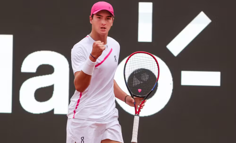 O jovem tenista brasileiro João Fonseca conquista uma vitória impressionante no ATP 250 de Bucareste, superando Radu Albot