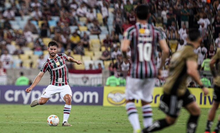 O Coringa de Fernando Diniz para a Sequência Triunfante do Fluminense 1 Descubra como Martinelli se tornou a peça-chave na estratégia do técnico Fernando Diniz, proporcionando versatilidade e