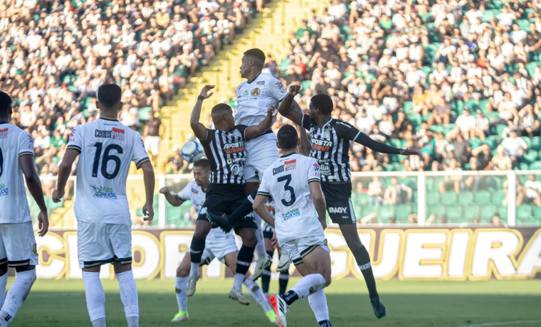 Aparecidense perde invencibilidade fora de casa para o Figueirense na Série C 1 A Aparecidense sofre sua primeira derrota na temporada da Série C ao enfrentar o Figueirense em partida