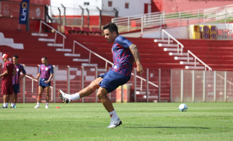 Duelo Crucial: Vila Nova Busca Vitória Fora de Casa Contra o América-MG na Série B 1 O embate entre Vila Nova e América-MG promete agitar Belo Horizonte nesta quarta-feira, na abertura da