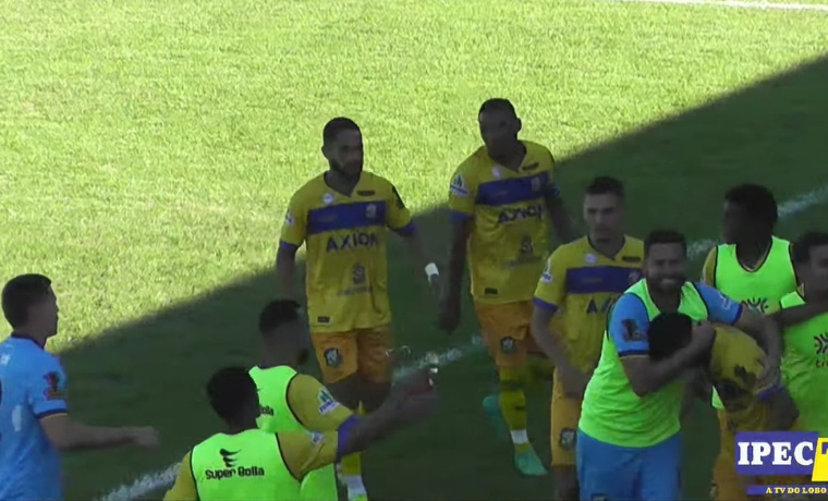 Luquinhas e Thiago Pará Brilham em Vitória no Estádio Ferreirão