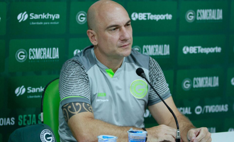 Após a vitória do Goiás sobre o Brusque fora de casa, Márcio Zanardi elogia a postura da equipe e destaca a