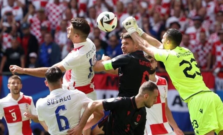 Em um confronto repleto de emoções e reviravoltas, Croácia e Albânia empataram por 2 a 2 nesta quarta-