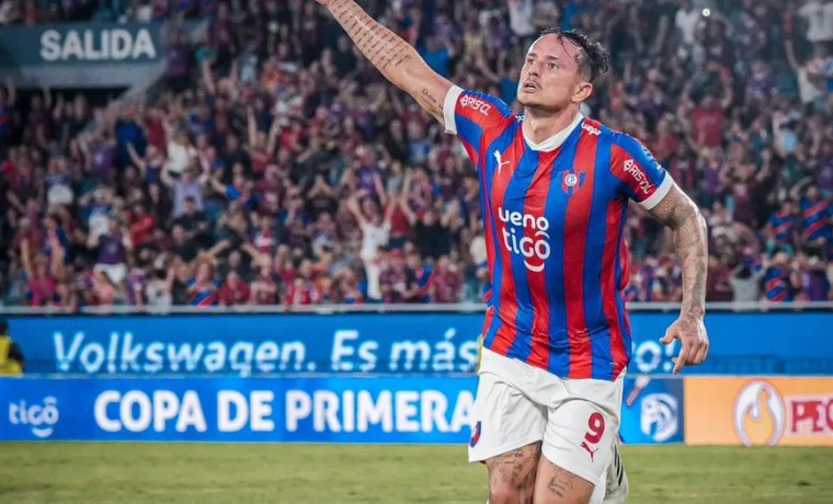 O Goiás Esporte Clube, em busca de reforços para melhorar seu desempenho na temporada e buscar o