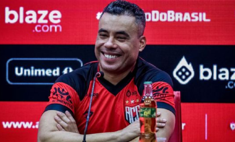 Jair Ventura Tem Desafios na Zaga, Mas Ganha Reforços para Enfrentar o Criciúma 1 Atlético Goianiense encerra preparação para confronto decisivo na Série A