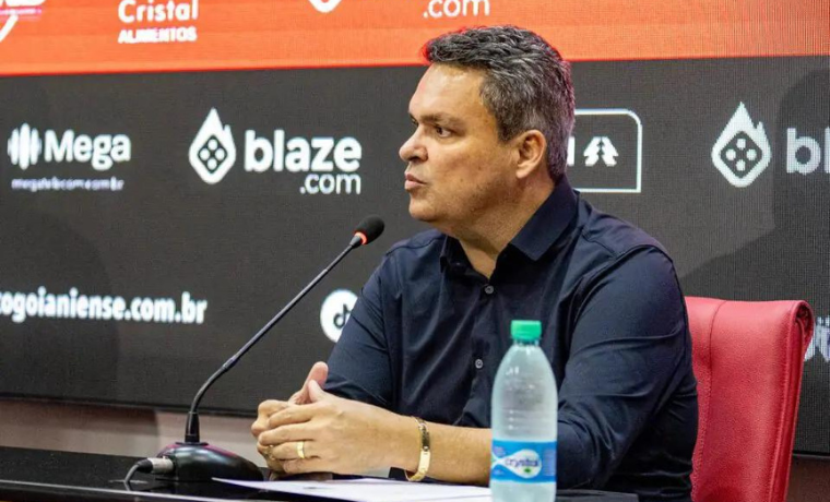 Adson Batista considera inadmissível a derrota e aponta problemas na equipe após saída de