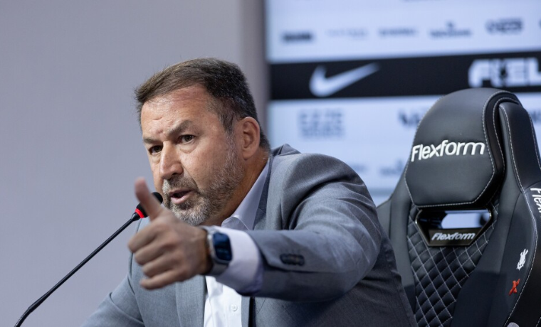 Augusto Melo Defende Gestão em Meio a Polêmicas com Ex-Patrocinadora VaideBet