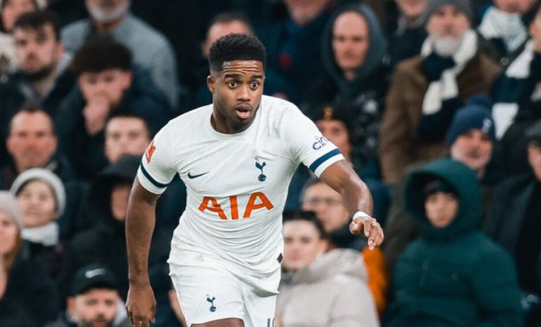 O Tottenham Hotspur, tradicional clube da Premier League, confirmou nesta quarta-feira (5) a saída de