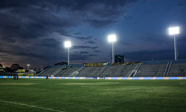 Vila Nova Busca Volta ao G4 da Série B em Duelo Crucial contra o Amazonas 1 O Vila Nova, determinado a recuperar sua posição entre os quatro primeiros colocados da Série B do