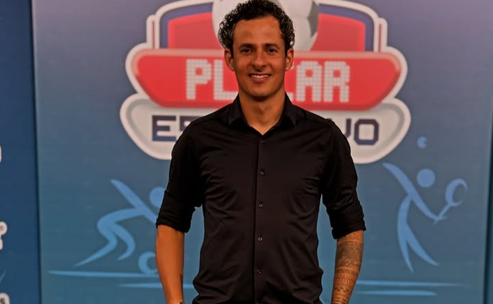 Pra ficar muito bem informado sobre tudo que acontece no futebol goiano, brasileiro e mundial você tem hora e local certo. Não perca o programa Placar Esportivo, hoje, às 18:30, através do site www.placaresportivo.tv.br e fique por dentro de tudo sobre a última e decisiva rodada do Campeonato Goiano 2025. Quais serão os oito classificados? Quais serão os dois rebaixados. Quem garantirá lugar entre os quatro primeiros? Quem irá ficar com as vagas nas competições nacionais? Tudo isso e muito mais daqui a pouquinho no programa Placar Esportivo, com apresentação de Danilo Dias. É todo dia, de segunda a sexta-feira, às 18:30, no site: www.placaresportivo.tv.br .