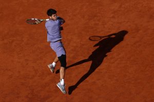 TÊNIS: Alcaraz bate Sinner em retorno no Masters 1.000 de Roma 2 Alcaraz