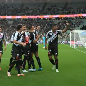 SÉRIE A: Fluminense vira sobre o Vasco em jogo de provocações 2 Fluminense