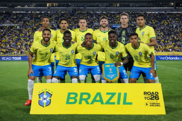 Dos 26 nomes previstos, cerca de 24 já estão encaminhados. A disputa se concentra em três jogadores para duas vagas: Lucas Paquetá, Endrick e Igor Thiago, com leve vantagem momentânea para Igor Thiago pelo perfil de centroavante mais definido.